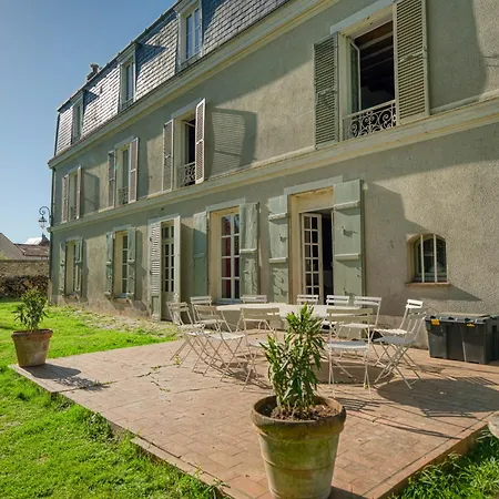 Le Relais Saint-come, Un Bonheur Pour Les Familles Monnerville