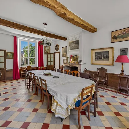 Le Relais Saint-come, Un Bonheur Pour Les Familles Monnerville